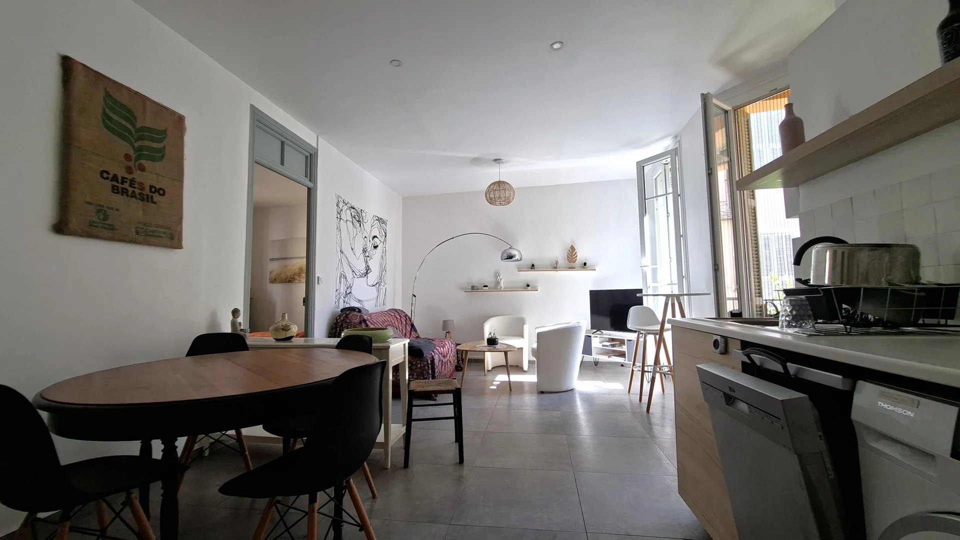 T2 MEUBLE MAGNAN