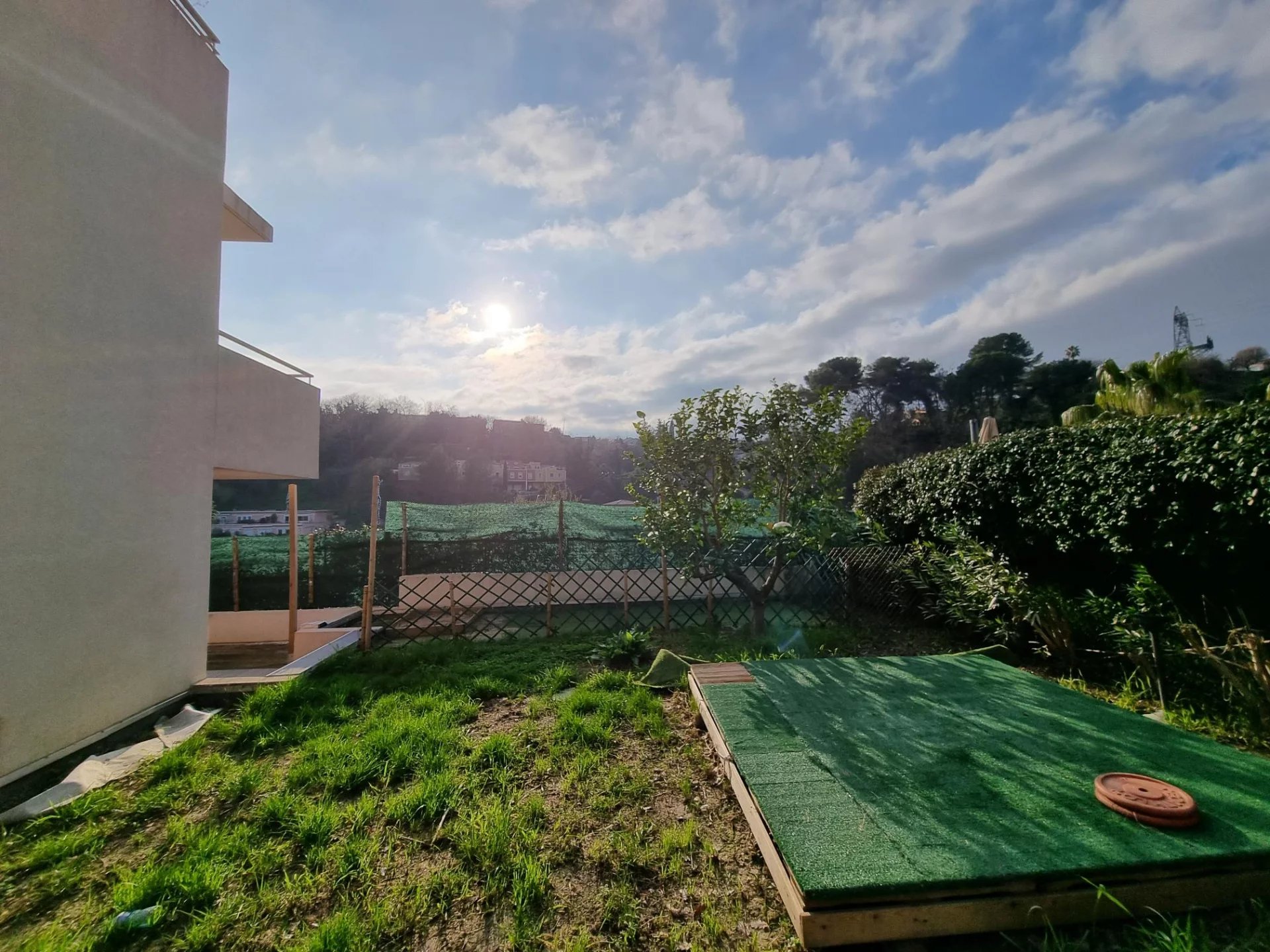T2 REZ DE JARDIN - CAGNES SUR MER