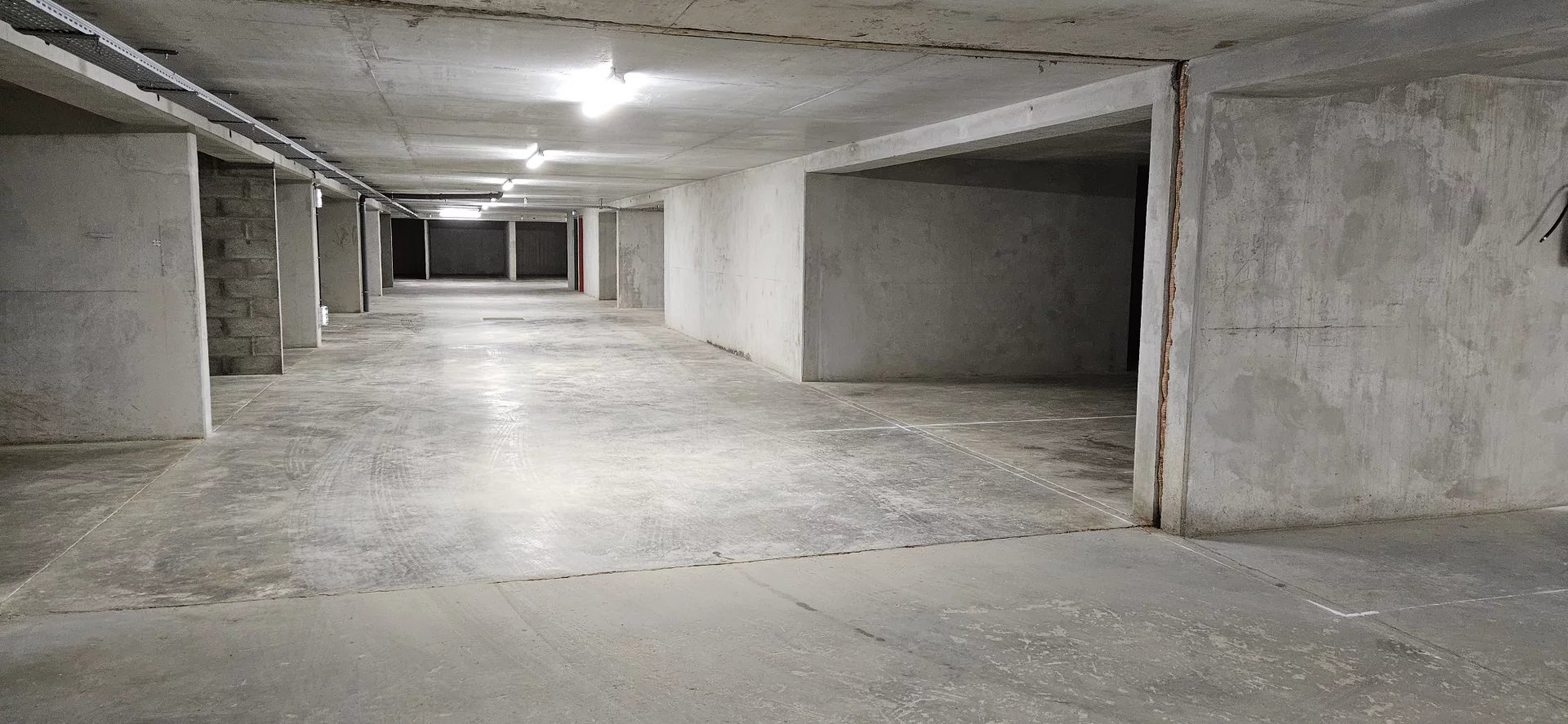 F2 - SAINT LAURENT DU VAR / LES PLANS