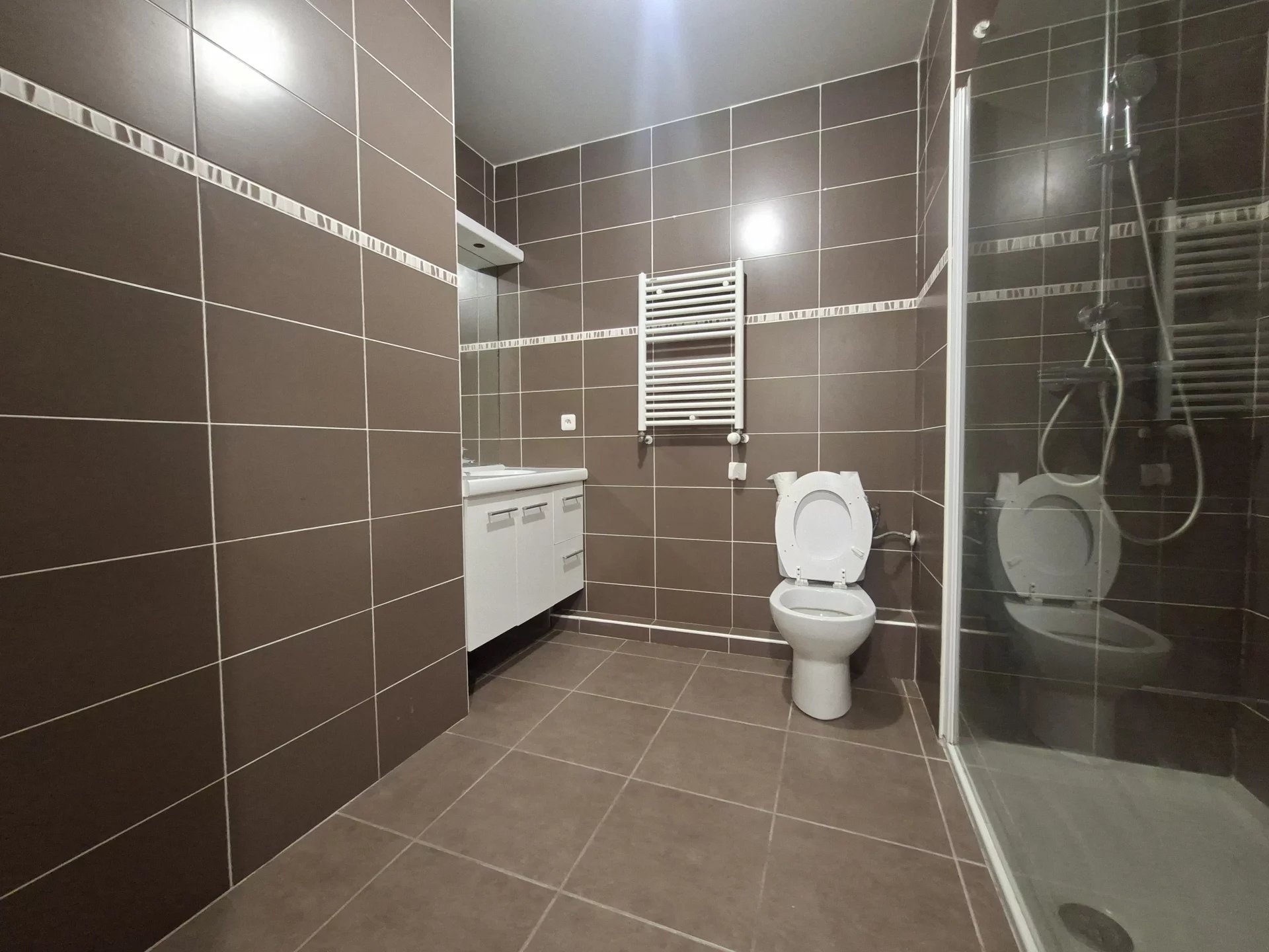 2P NICE LIBERATION / RUE VILLENEUVE