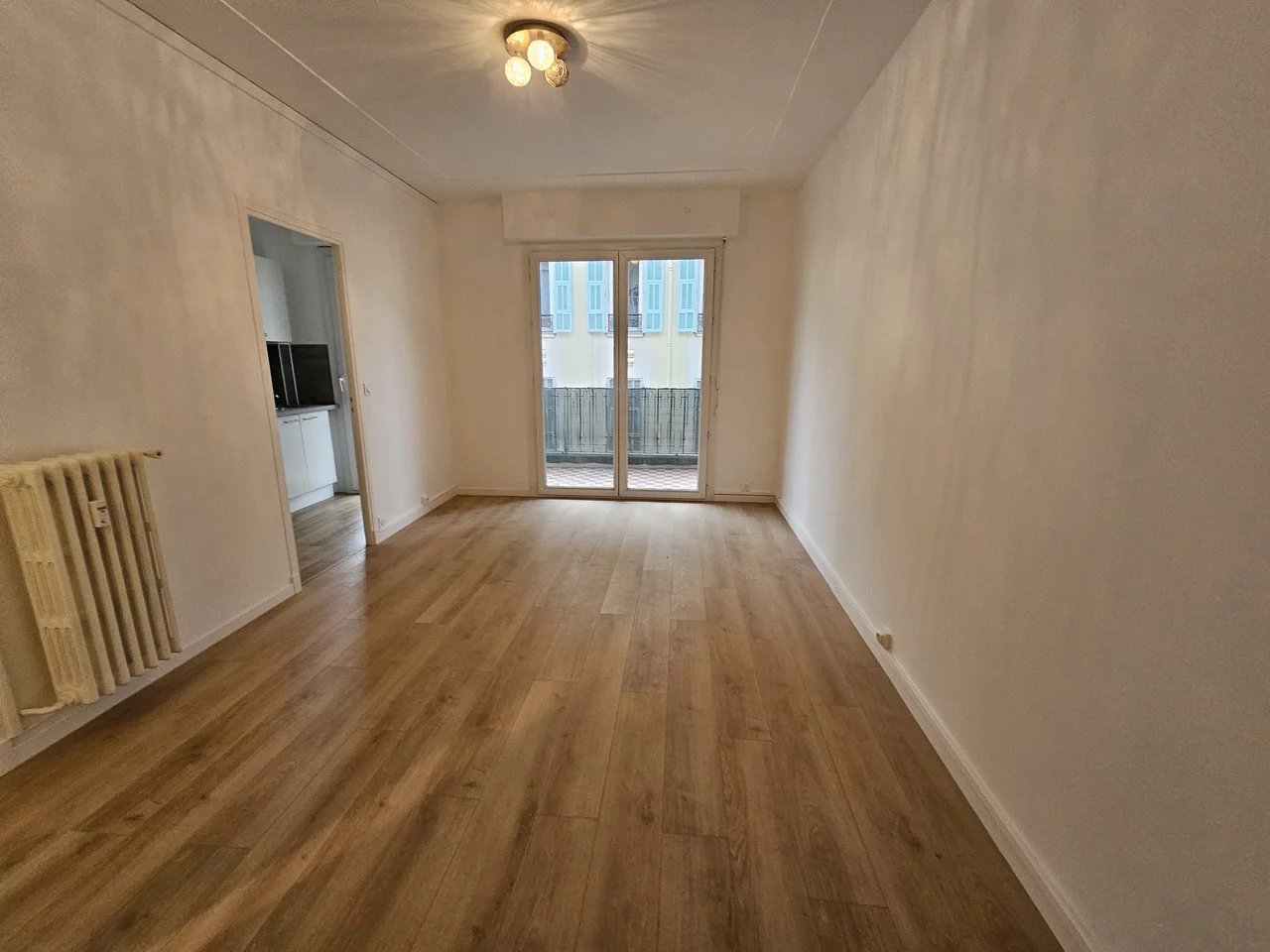 T1 - NICE RUE DE FRANCE