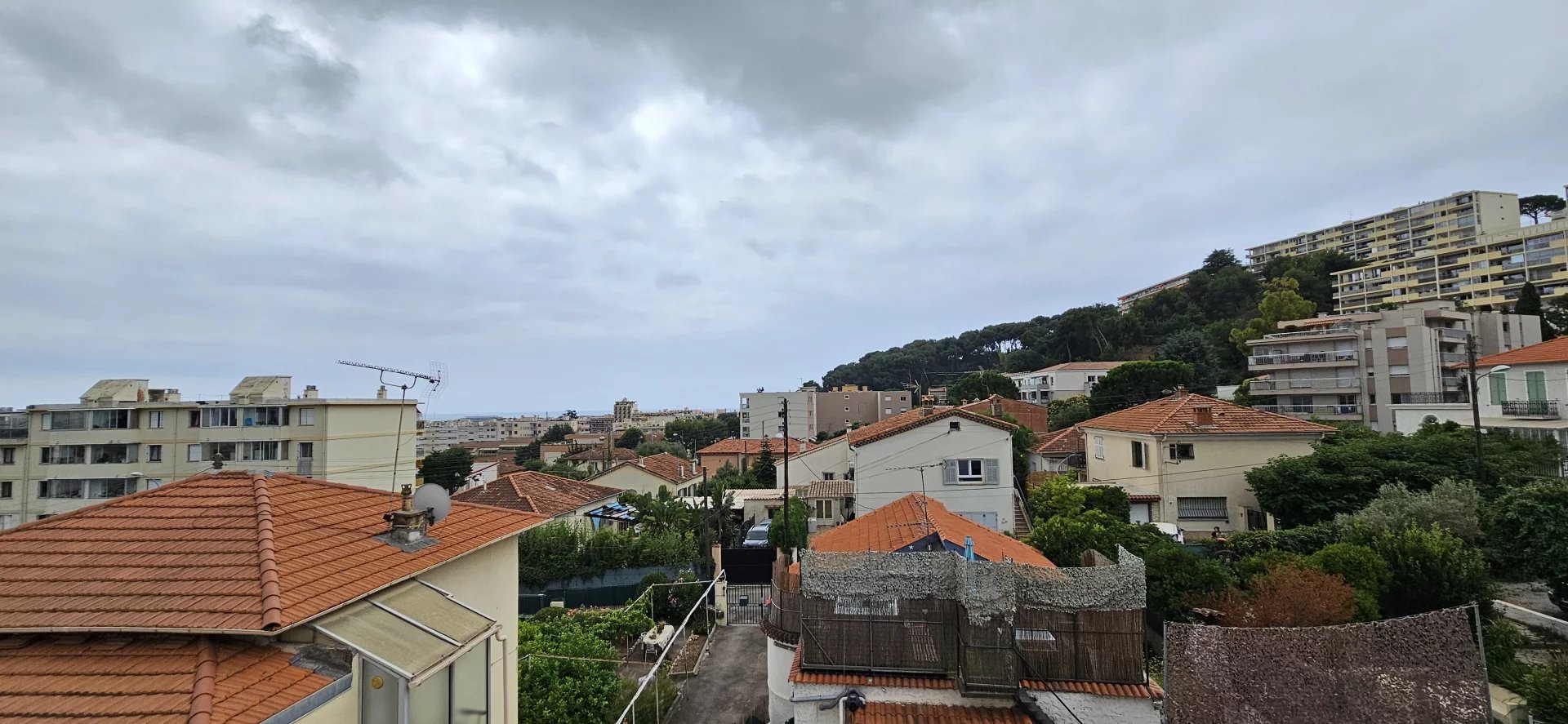 F2 - SAINT LAURENT DU VAR / LES PLANS