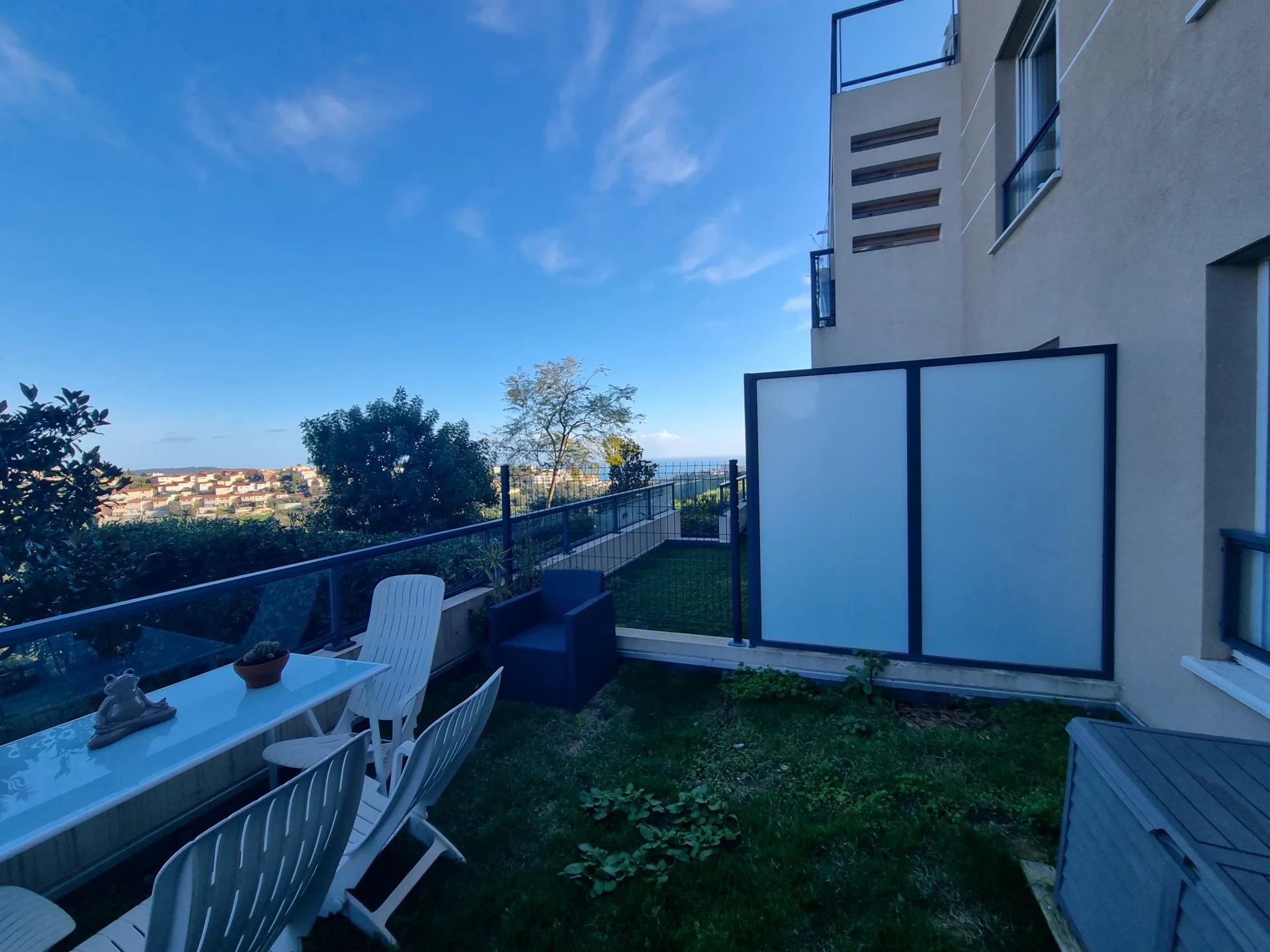 F2 / SAINT ANTOINE DE GINESTIERE